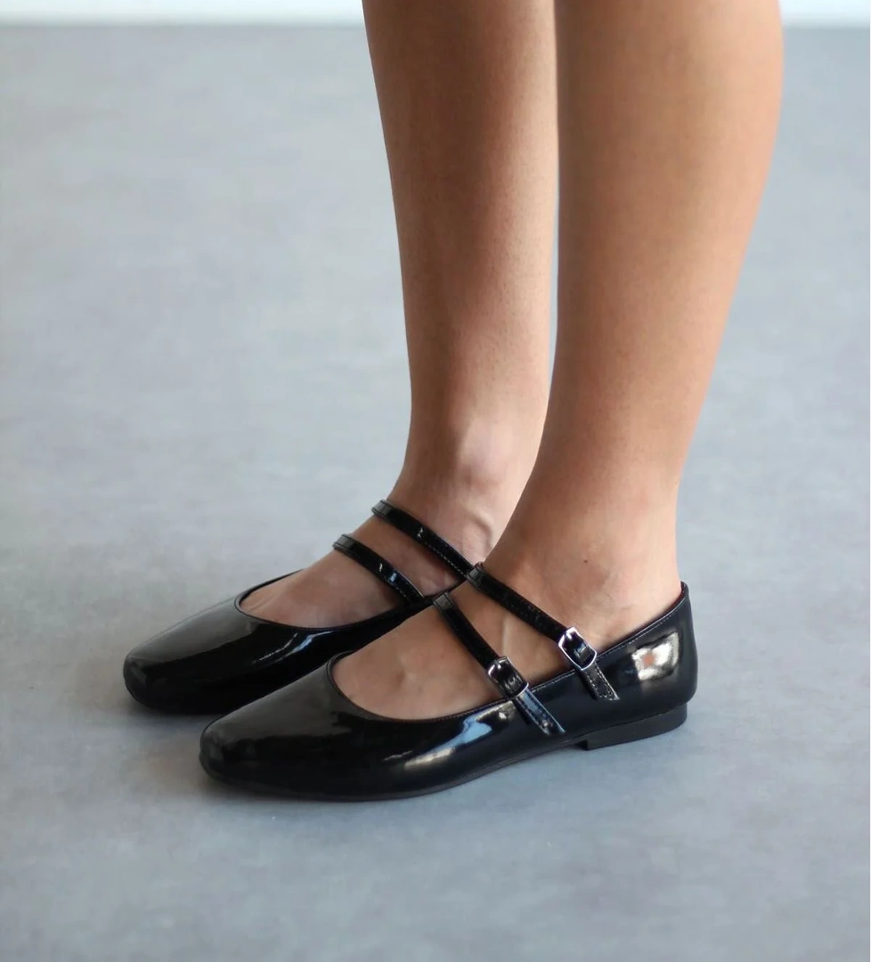 Seri̇bo Seribo Çift Toka Detaylı Kadın Babet Ayakkabı model görseli