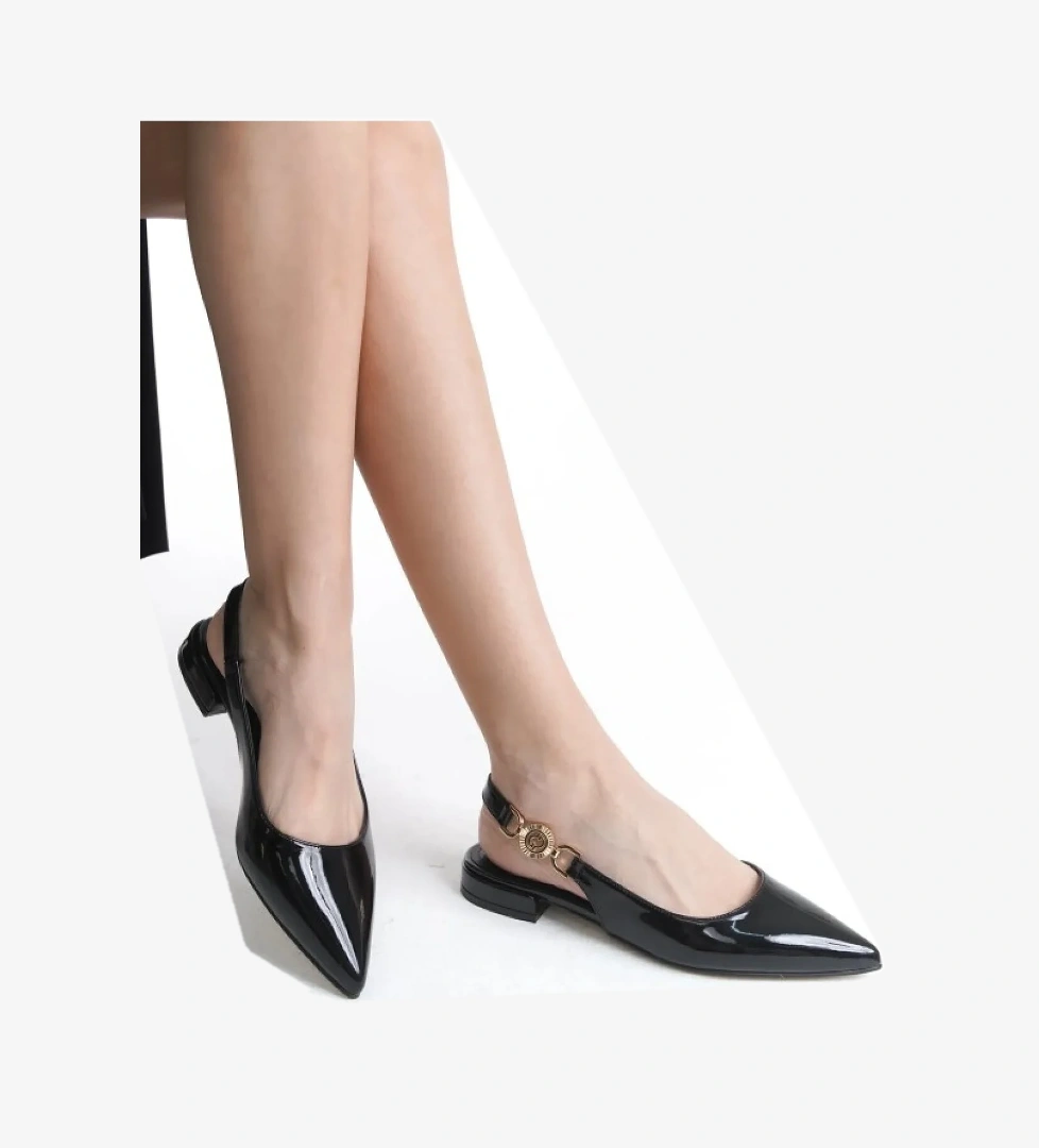 Yan Toka Detaylı Arkası Açık Kadın Babet Ayakkabı