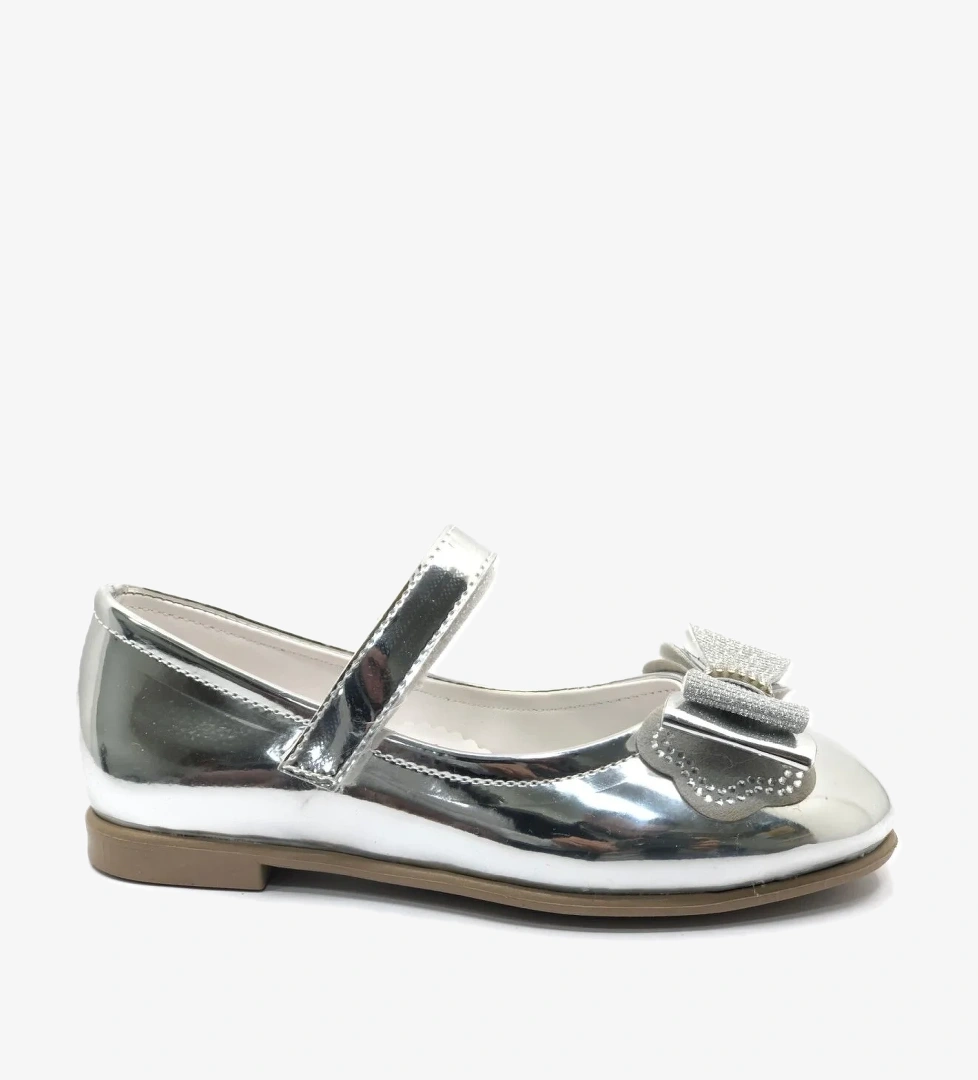 Kurdela Taş Detaylı Cırtlı Kız Çocuk Babet Ayakkabı