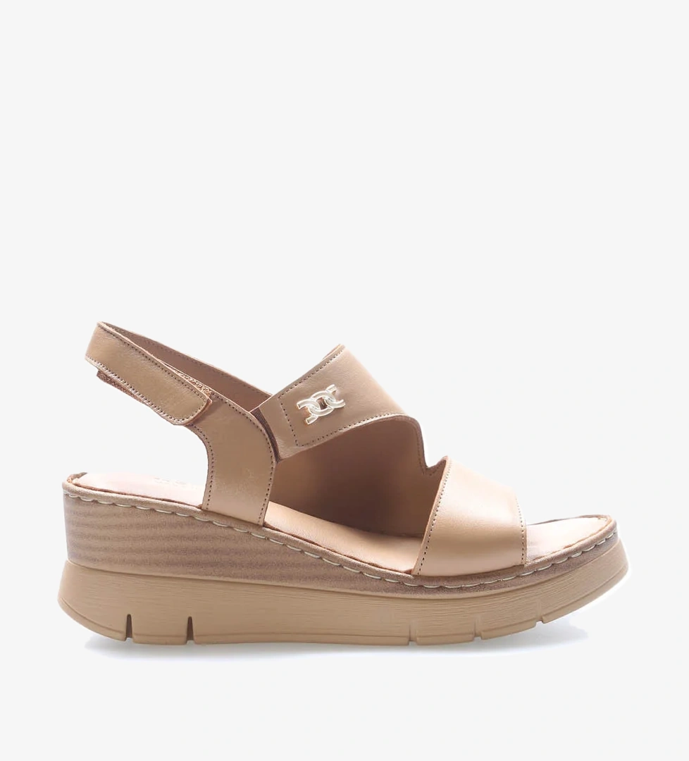 Fast Step Hakiki Deri Kadın Klasik Sandalet 621za1127 model görseli