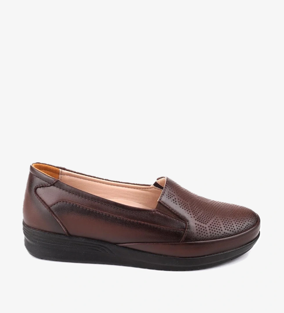 Papuç Sepeti 4112 Kadın Ortopedik Kauçuk Taban Deri Ayakkabı model görseli