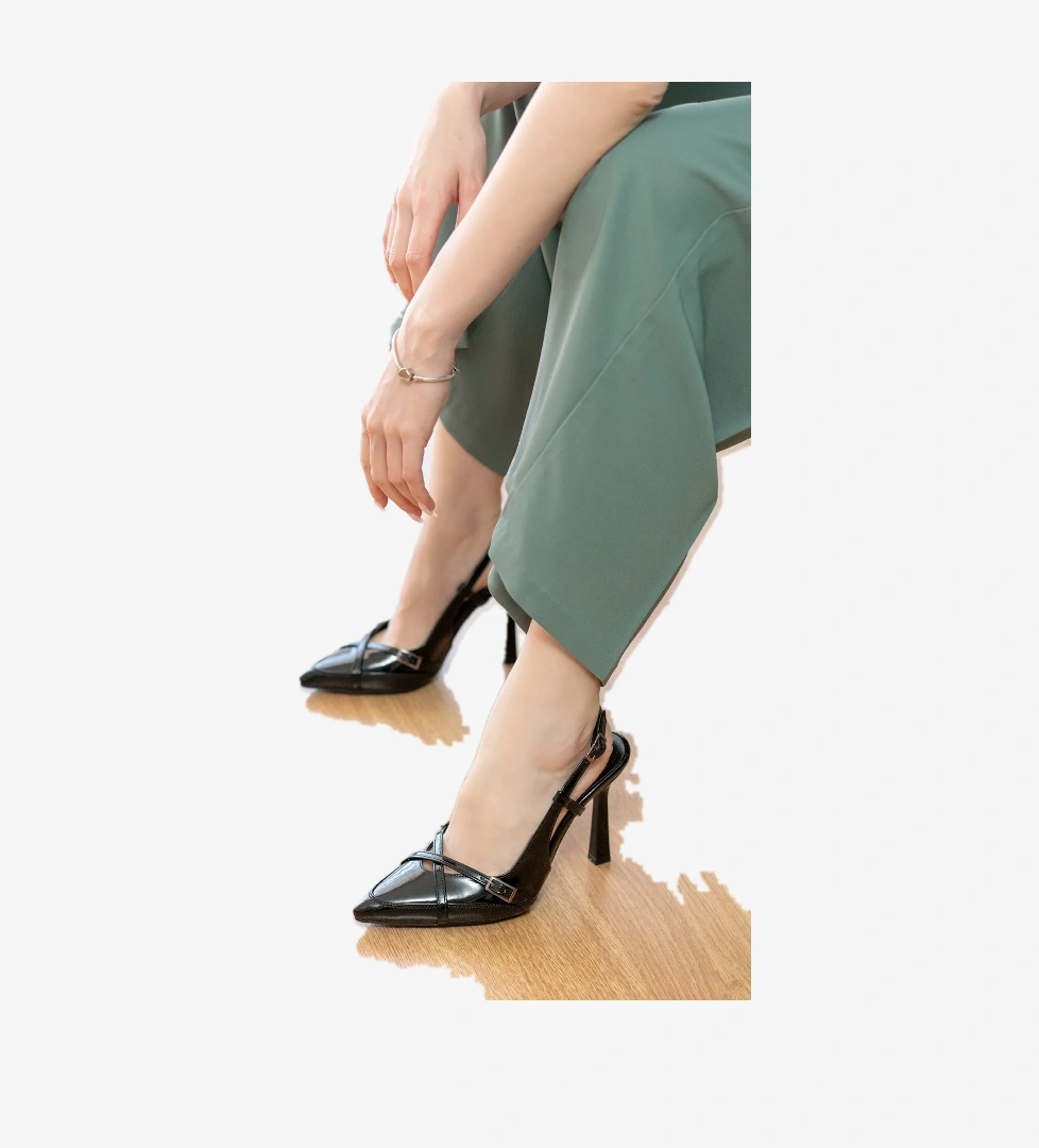 Lorea Siyah Rugan (10 Cm Topuk Boyu ) Sivri Burun Topuklu Ayakkabı