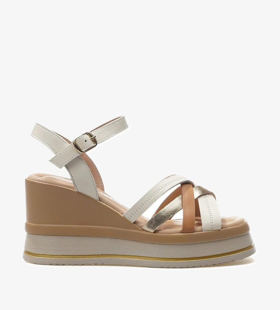 Venüs Kadın Hakiki Deri Dolgu Topuklu Günlük Sandalet 25y 2510902y Z Bej/altın model görseli