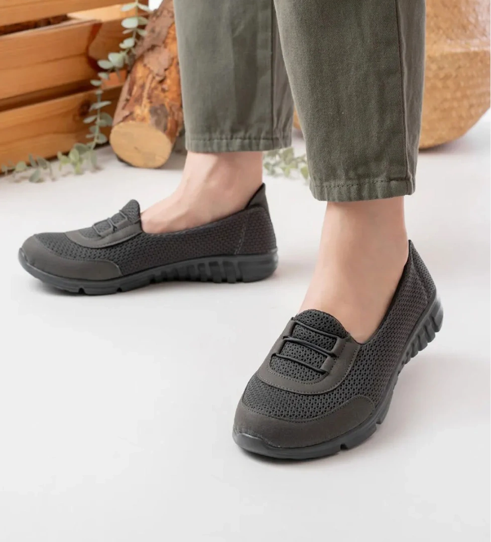 Gob London Kadın Günlük Babet Bağcık Detaylı Fileli Anne Ayakkabısı 1021-111-0006 model görseli