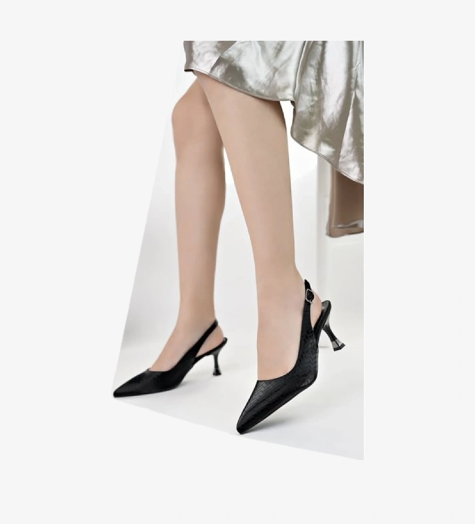 Feles Lazer Desen Detaylı 6 Cm Topuklu Arkası Açık Stiletto Kadın Topuklu Ayakkabı model görseli