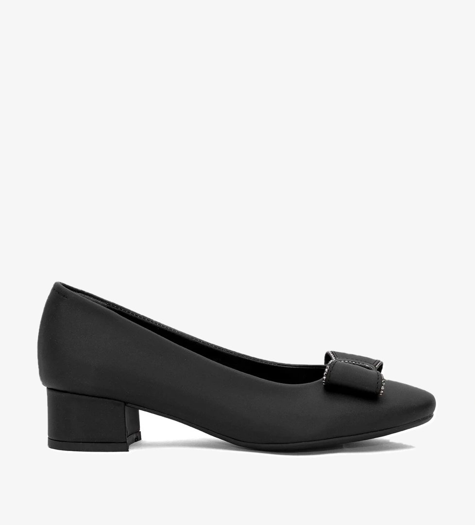 Beety 25by18.521 Kadın Klasik Topuklu Ayakkabı Siyah Platin model görseli