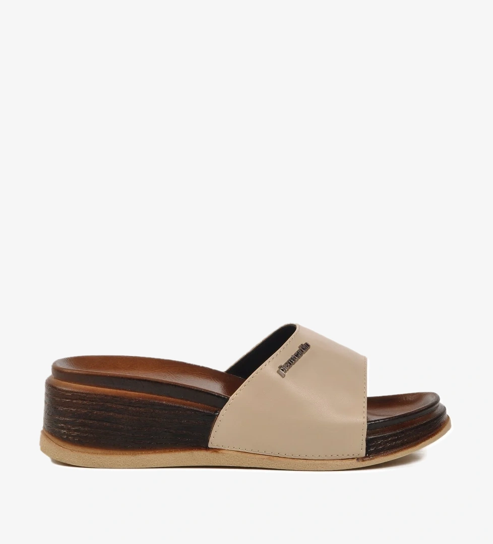 Pierre Cardin Bej Hafif Kadın Terlik PC-7030 Z model görseli