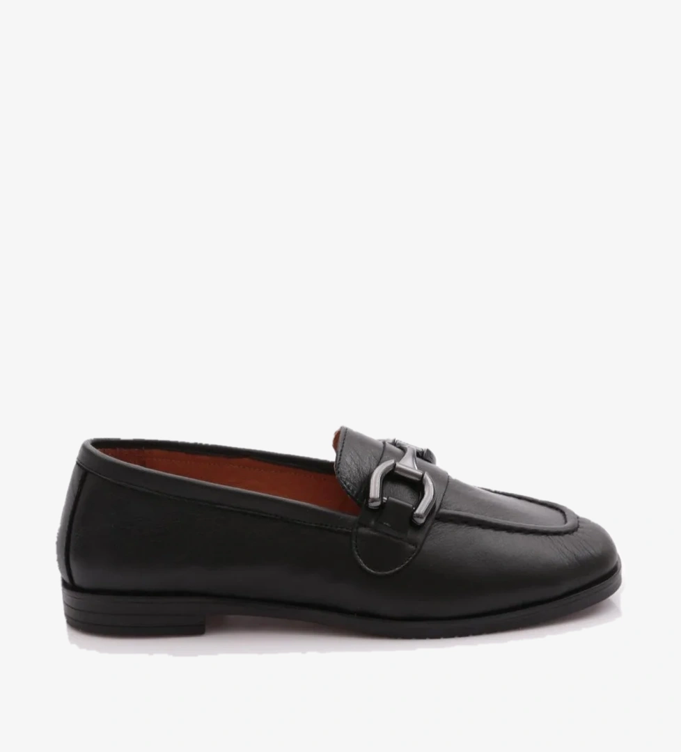 Dgn 02 Kadi Loafer Ayakkabi model görseli