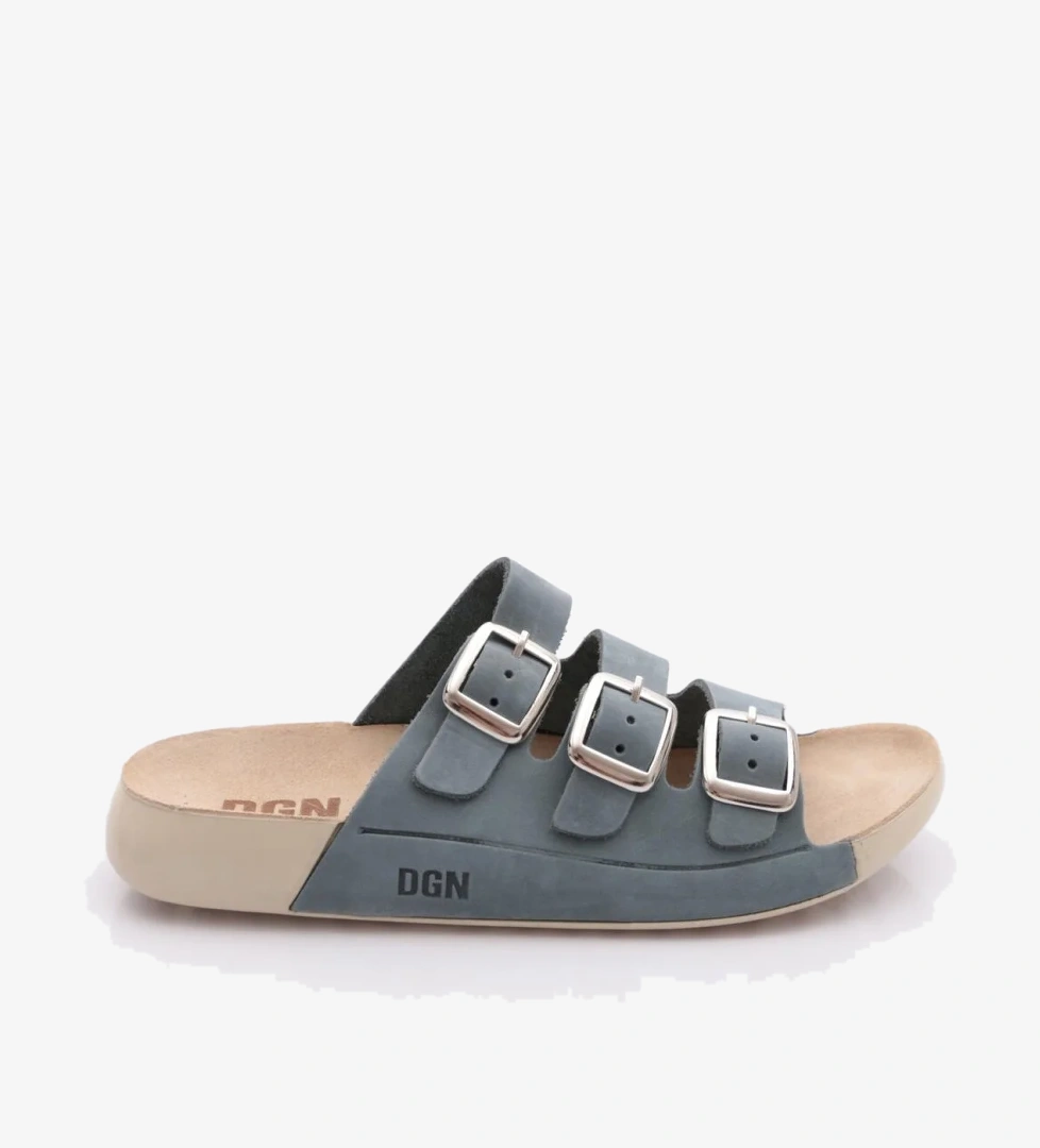 Dgn P29 Kadin Tokali Üç Bantli Terlik model görseli