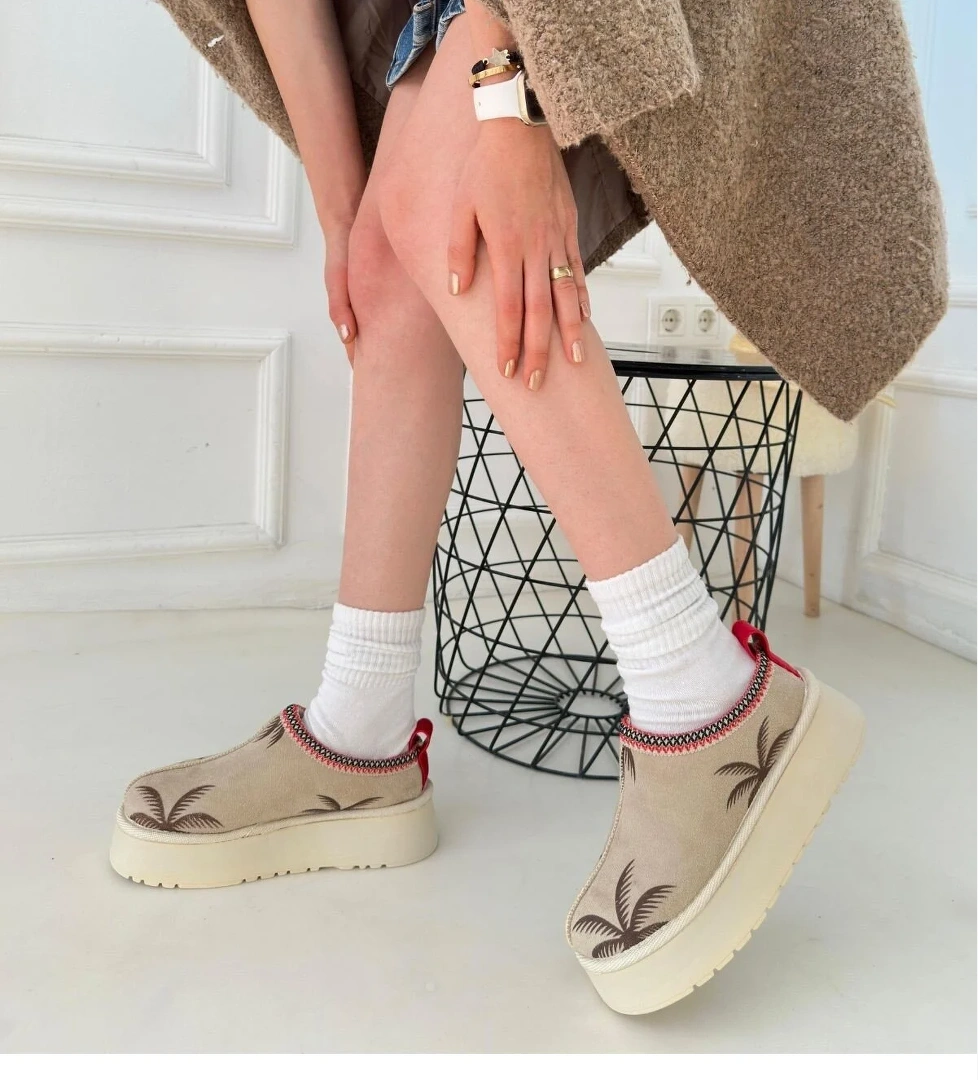 Kadın Bej Süet Bot