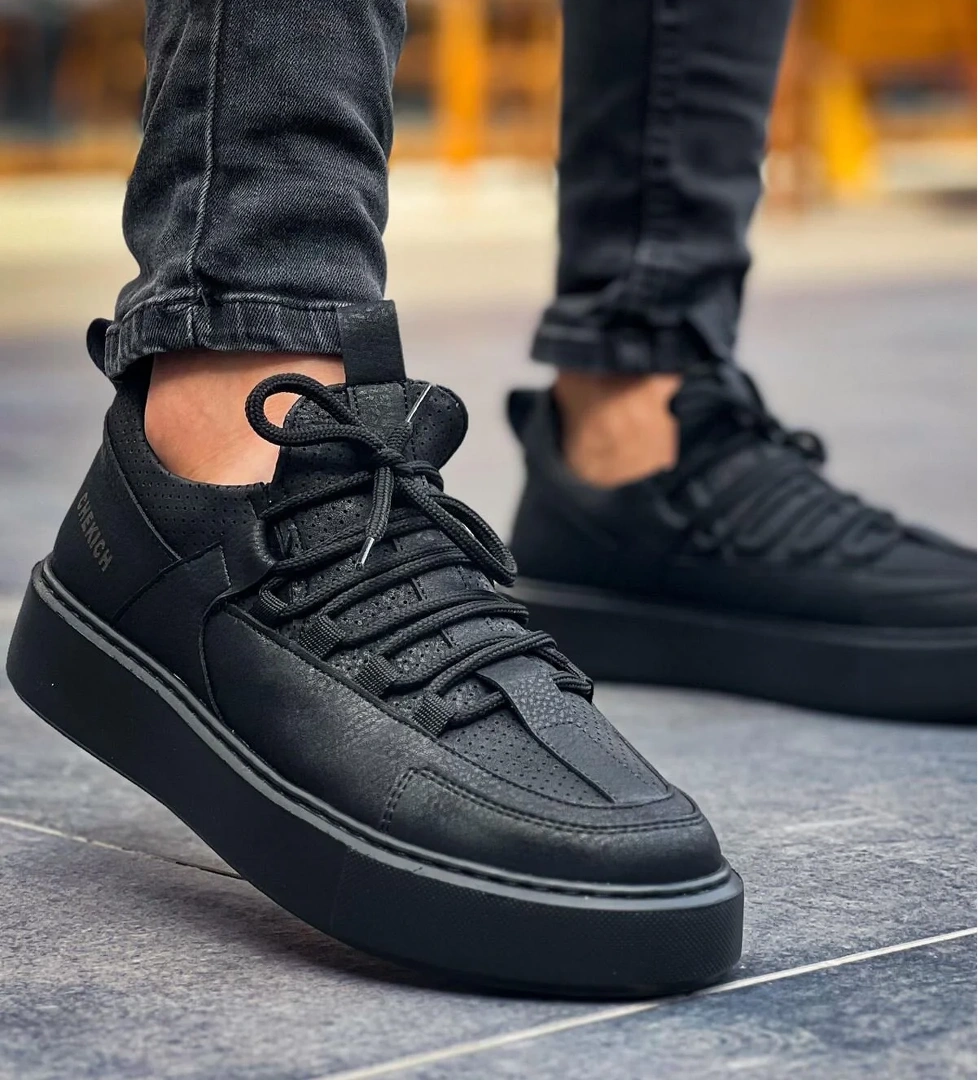 Pabucmarketi Bağcık Detaylı Erkek Günlük Ayakkabı Siyah model görseli