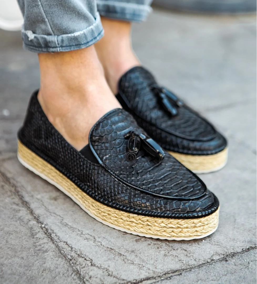 Pabucmarketi Püsküllü Erkek Günlük Ayakkabı Siyah model görseli