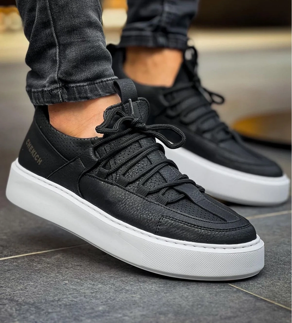 Bağcık Detaylı Erkek Günlük Ayakkabı Siyah