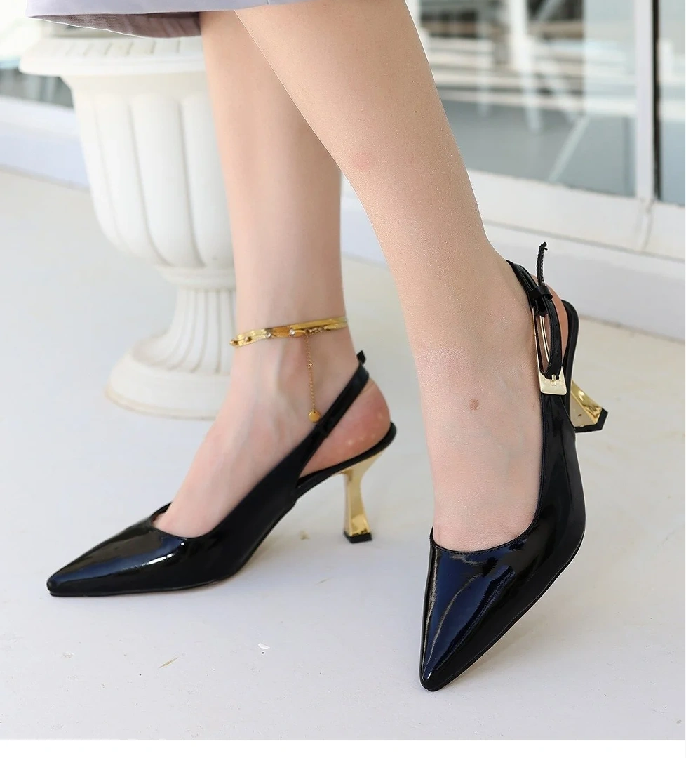 Kadın Siyah Rugan Topuklu Ayakkabı