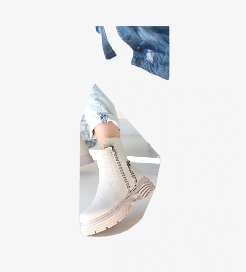 Kadın Bej Fermuar Aksesuarlı Günlük Bot