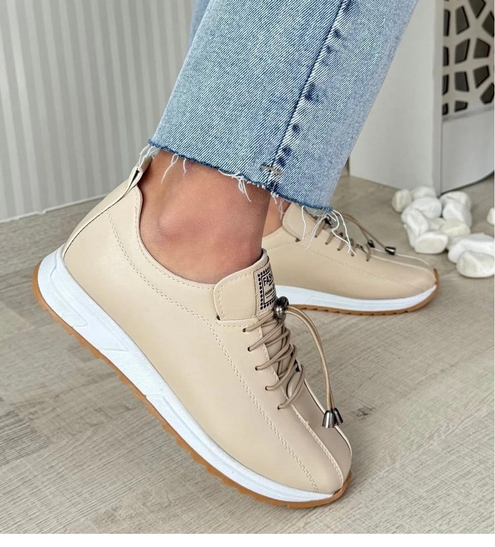 Bej Suni Deri Bağcıklı Kadın Sneaker Ayakkabı