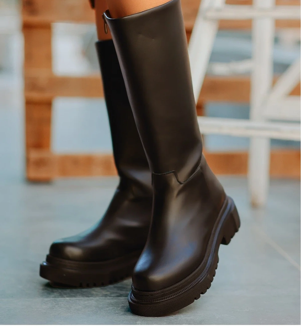 Pabucmarketi Siyah Suni Deri Topuklu Kadın Çizme model görseli