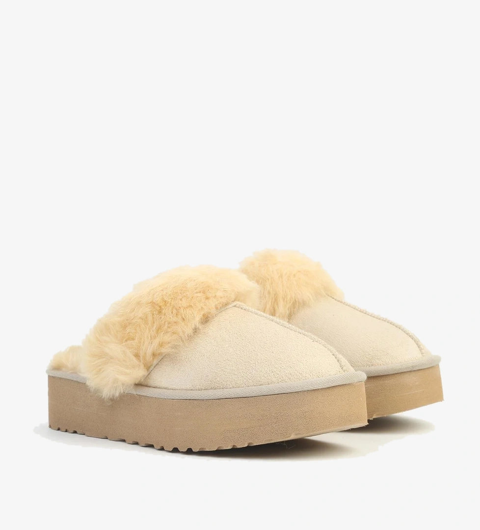 Pierre Cardin ® | PC-5490 - Kadın Krem İçi Tüylü Terlik model görseli