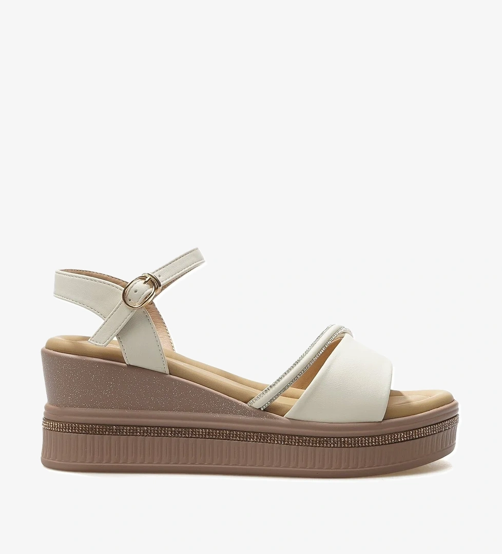 Kadın Dolgu Topuklu Taş Detaylı Günlük Sandalet 25y 25y399-3 Z Krem