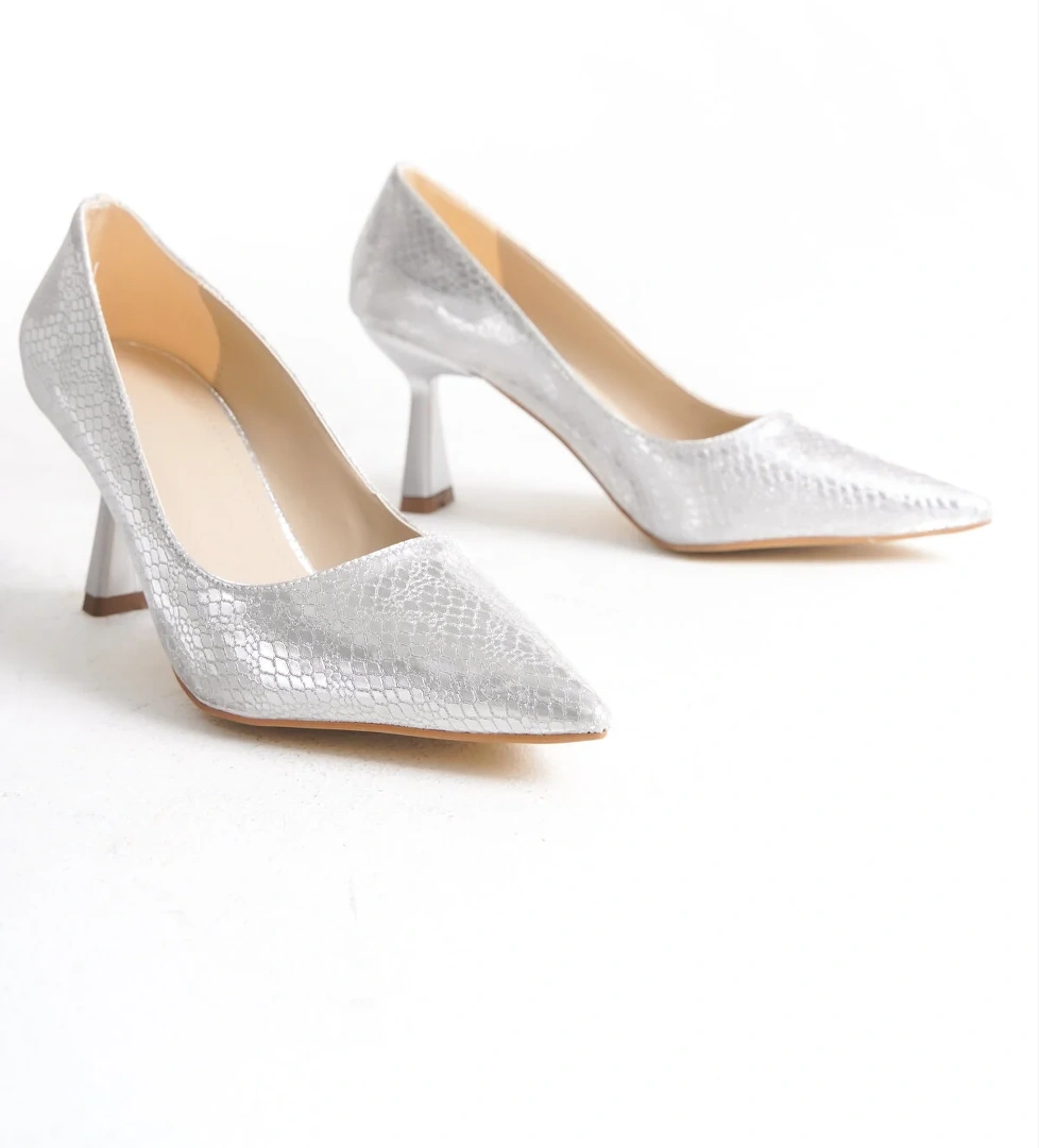 Garantili D0100 Günlük Ortopedik Klasik Topuklu Ayakkabı