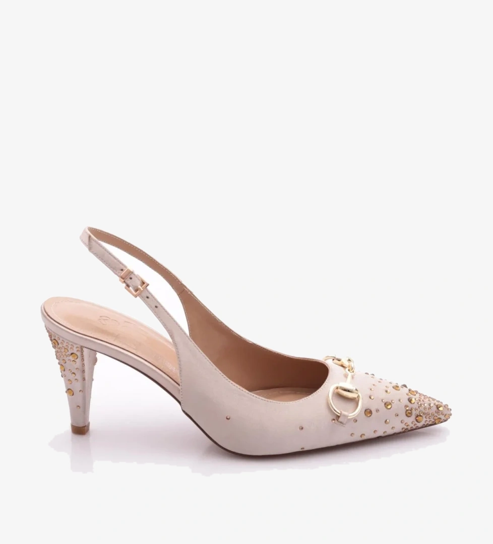 826 Kadin Aksesuarli Topuklu Ayakkabi