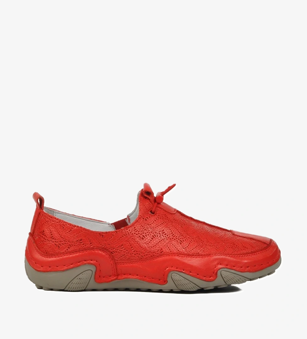 A Spor Aspor Hakiki Deri Kadın Casual Ayakkabı model görseli