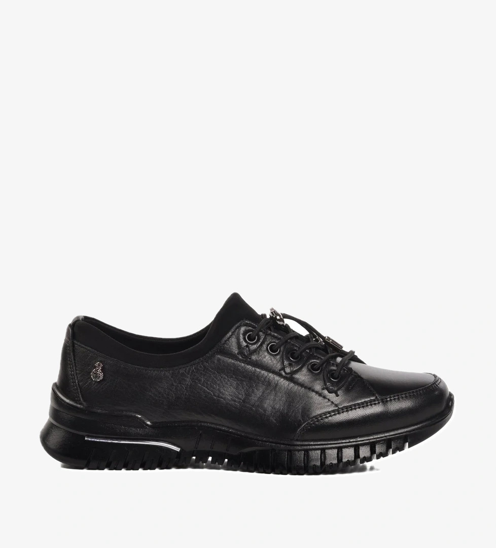 Voyager Siyah Kadın Hakiki Deri Günlük Ayakkabı model görseli