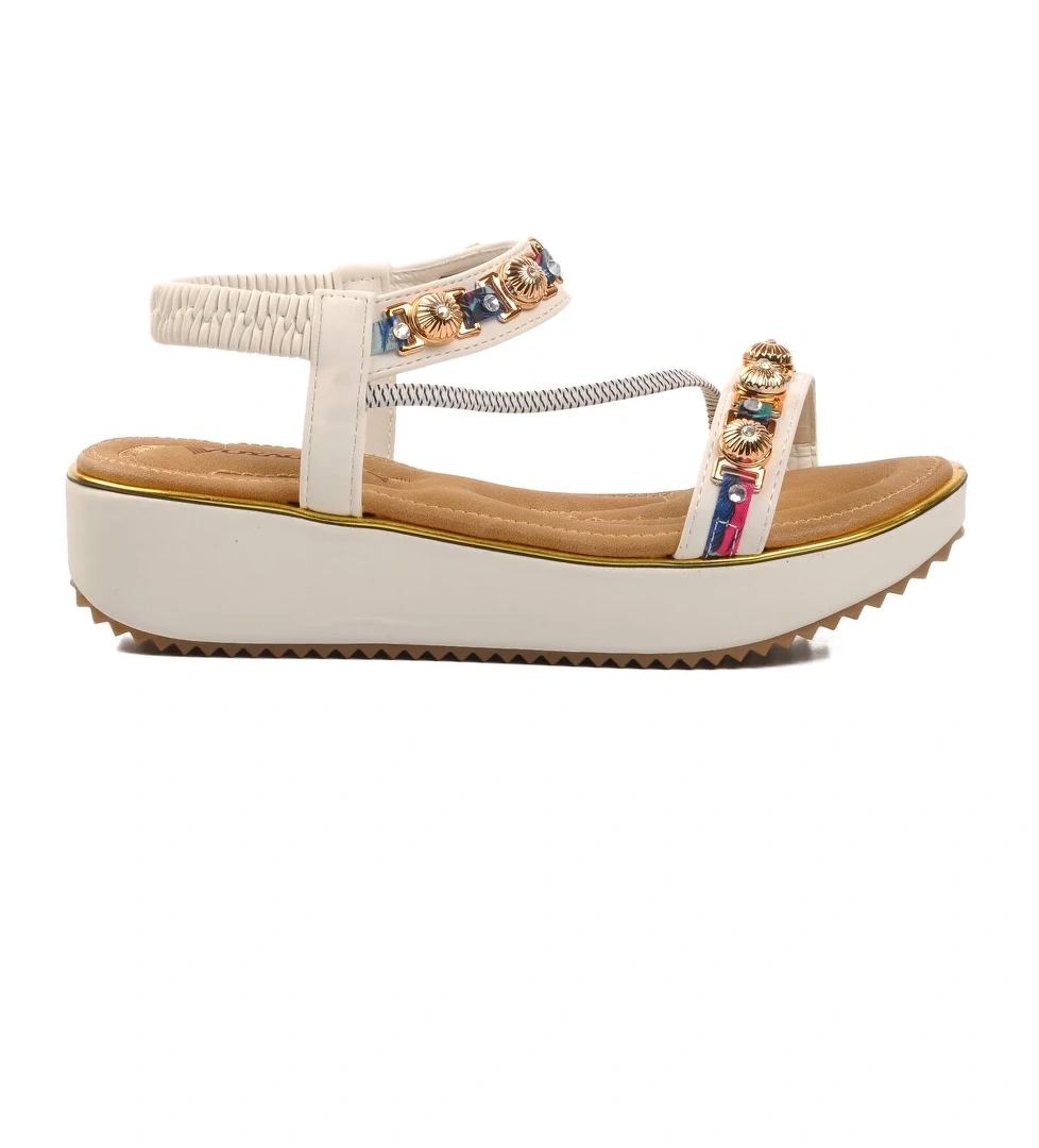 Beyaz Kadın Düz Sandalet