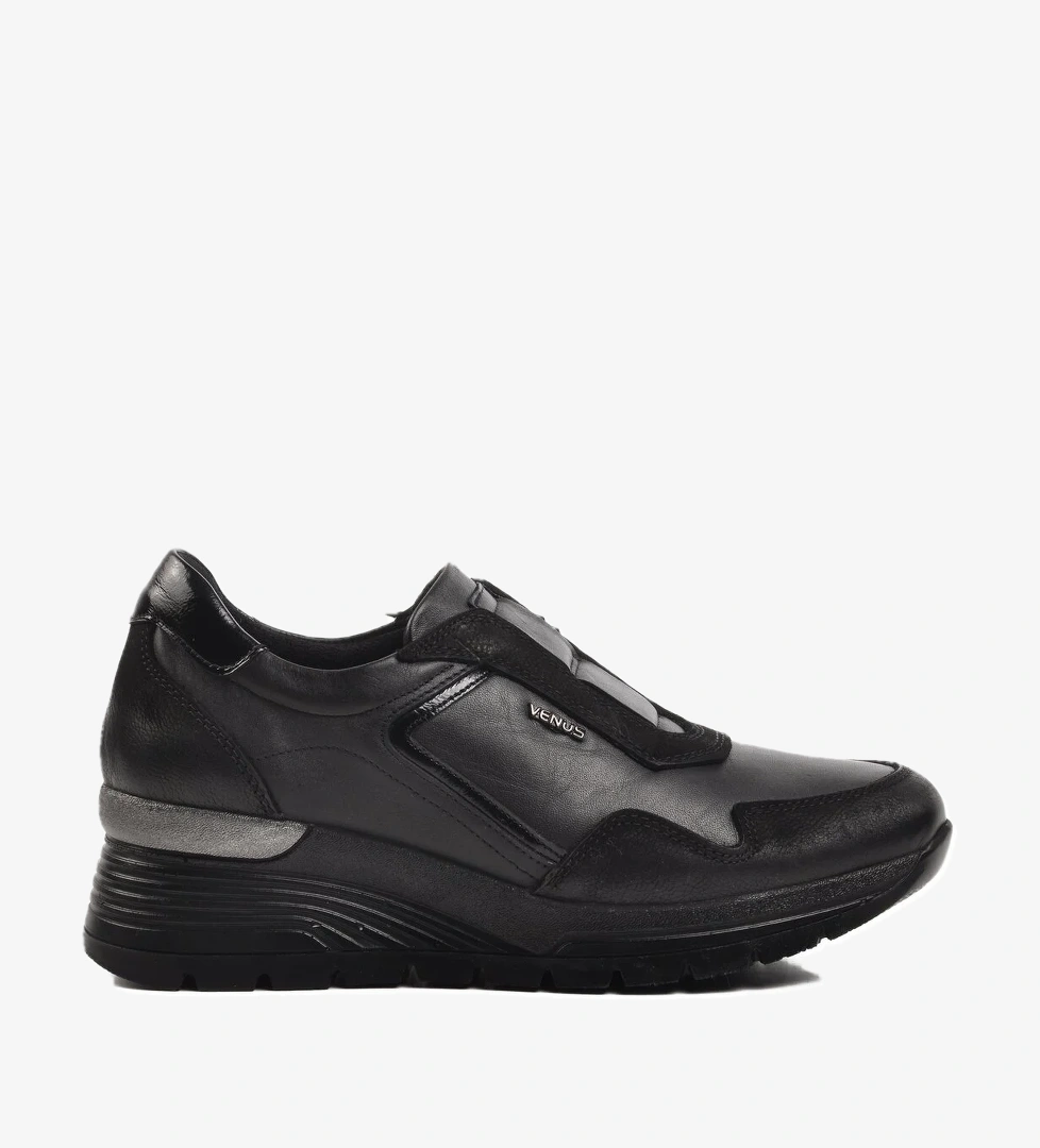 Venüs Siyah Hakiki Deri Kadın Düz Rahat Günlük Ayakkabı model görseli