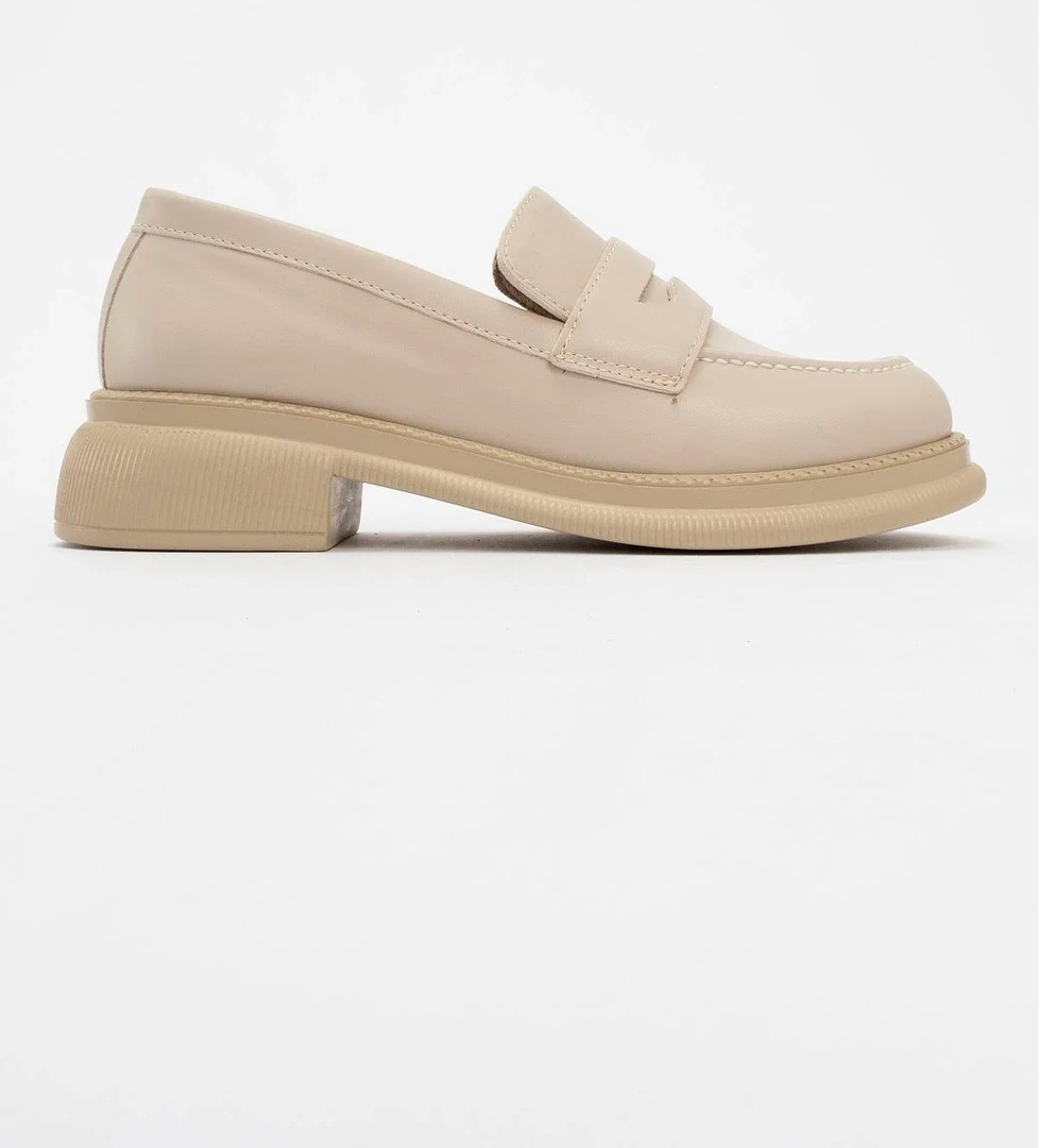Kaydırmaz Kadın Loafer Ayakkabı BEJ KIRIŞIK