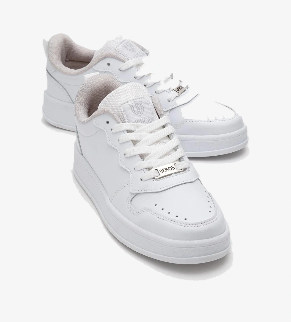 Ccway Kadın Bağcıklı Spor Ayakkabı BEYAZ model görseli