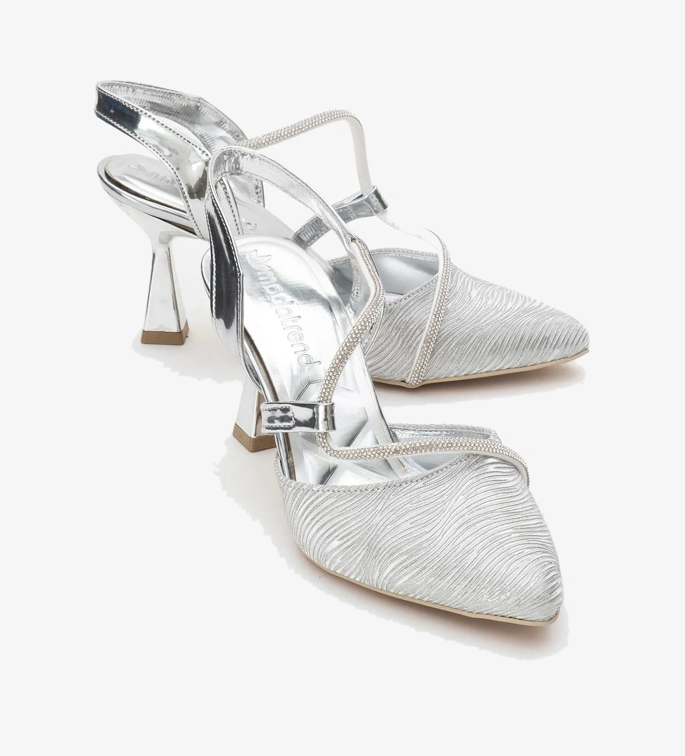 Kadın Taşlı Biyeli Topuklu Ayakkabı GÜMÜŞ SUYOLU