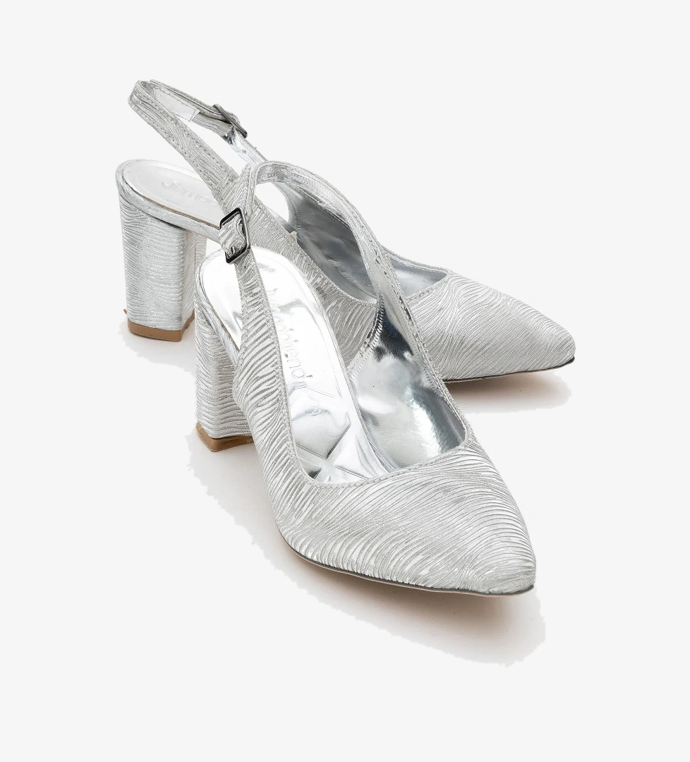 Ccway Kadın Tek Ayakkabı Bantlı Gümüş Topuklu Sandalet Suyolu Si̇yah Ci̇lt model görseli