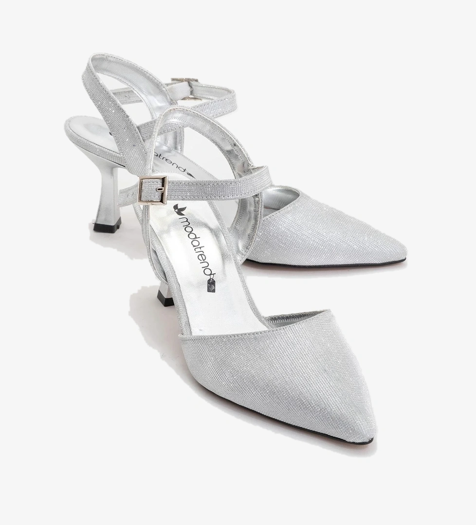 Ccway Kadın Topuklu Ayakkabı Si̇yah Gümüş Ci̇lt Si̇m model görseli