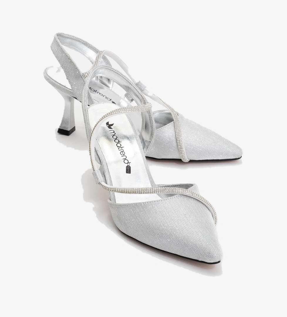 Ccway Kadın Taşlı Biyeli Topuklu Ayakkabı Ten Gümüş Ci̇lt Si̇m model görseli