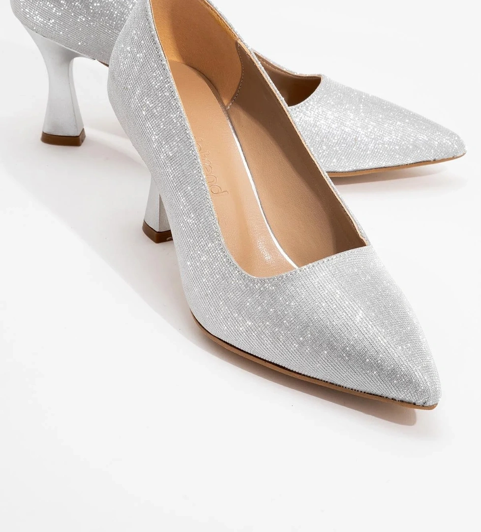 Kadın Sivri Burunlu Stiletto GÜMÜŞ SİM