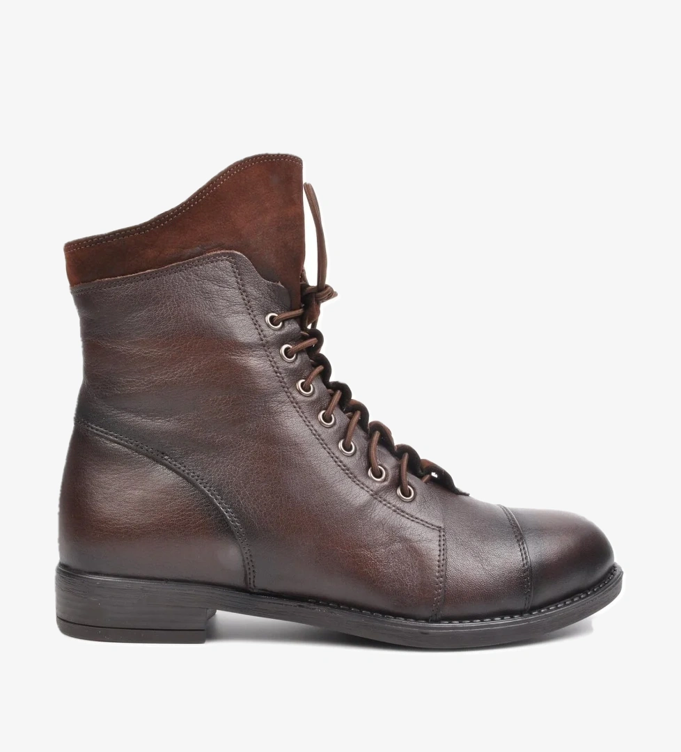 A Spor Aspor Siyah Kahve Hakiki Deri Kadın Bot model görseli