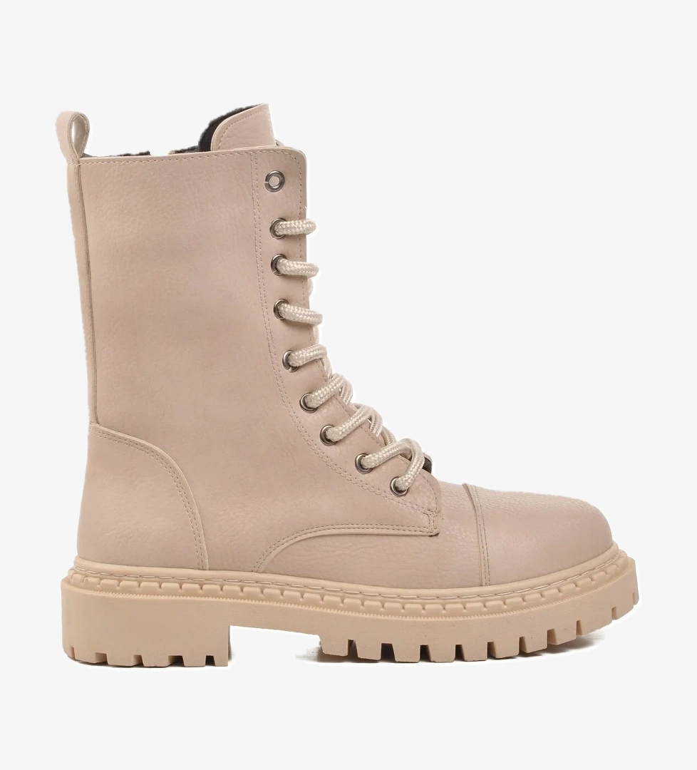 A Spor Aspor Bej Siyah Süet Kadın Bot model görseli