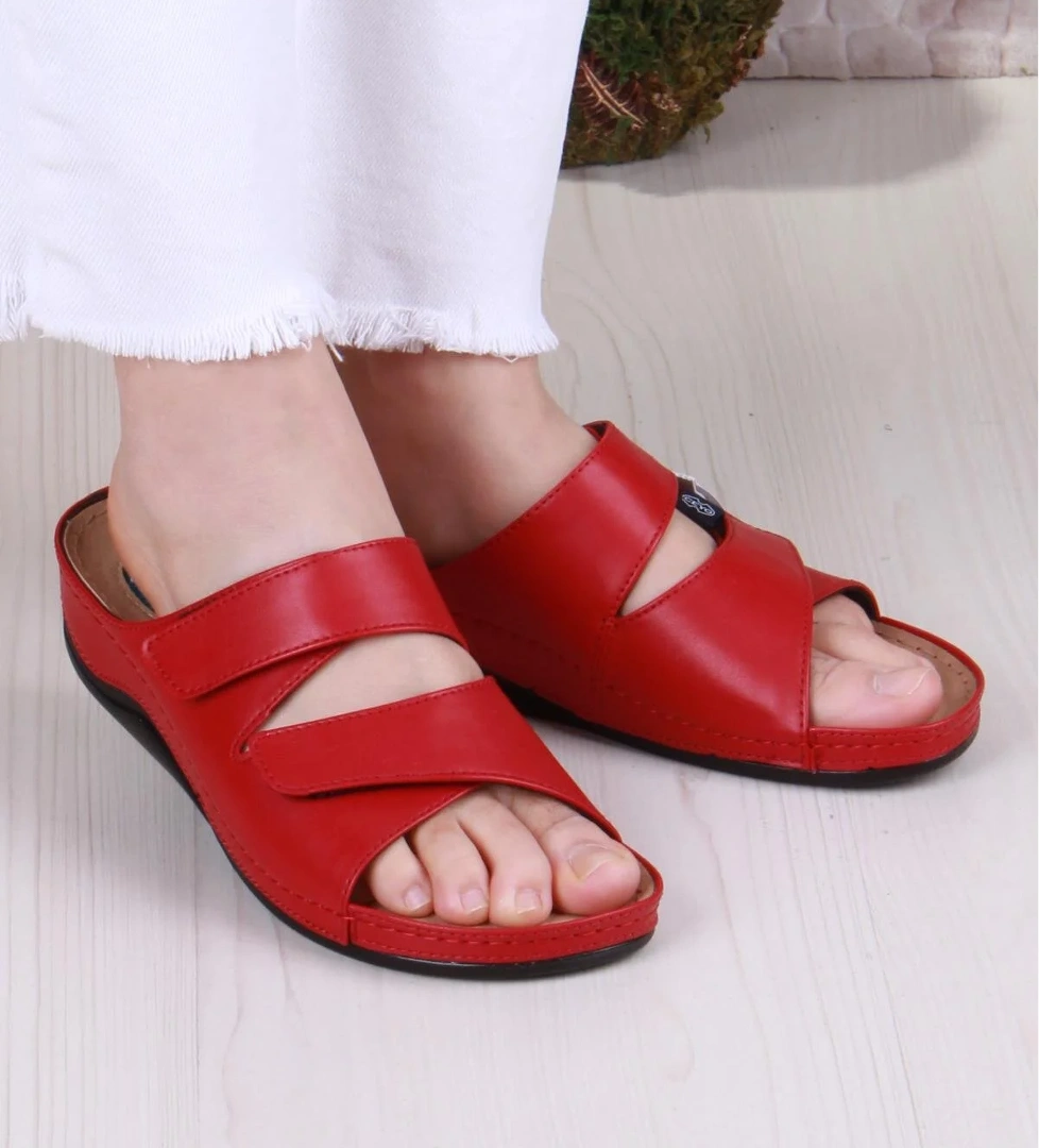 Ceyo 9946 Bordo Rahat Topuk Dikeni Destekli Cırtlı Kadın Terlik model görseli