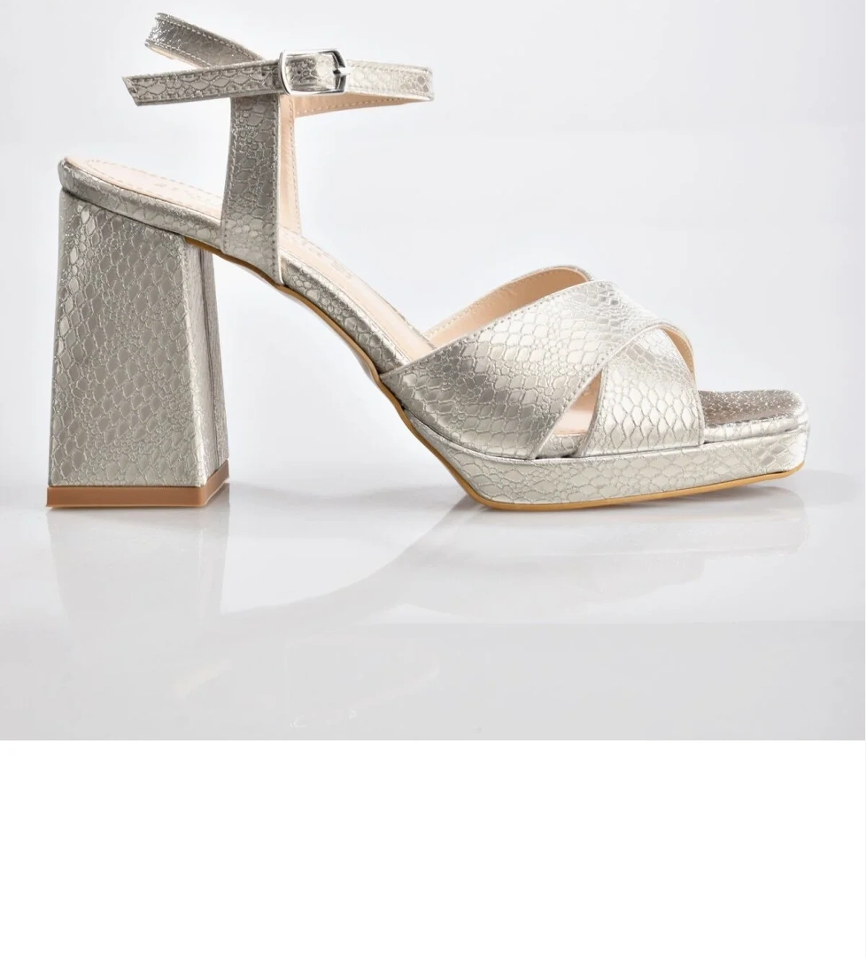 Erdal Koçyiğit Ayakkabı Ek Park Moda K81/1 Kadın Topuklu Ayakkabı model görseli