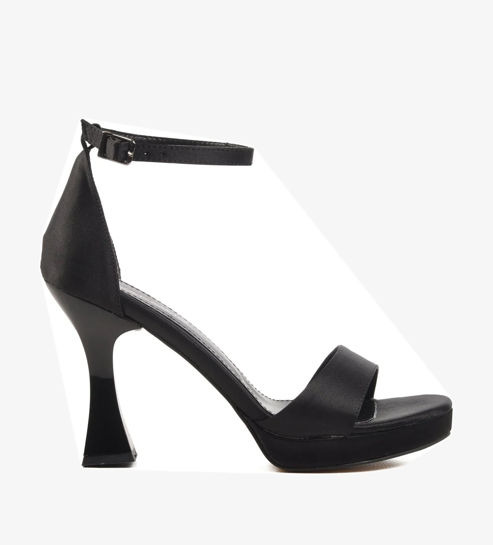 Aspor Siyah Saten İnce Topuk Kadın Topuklu Sandalet