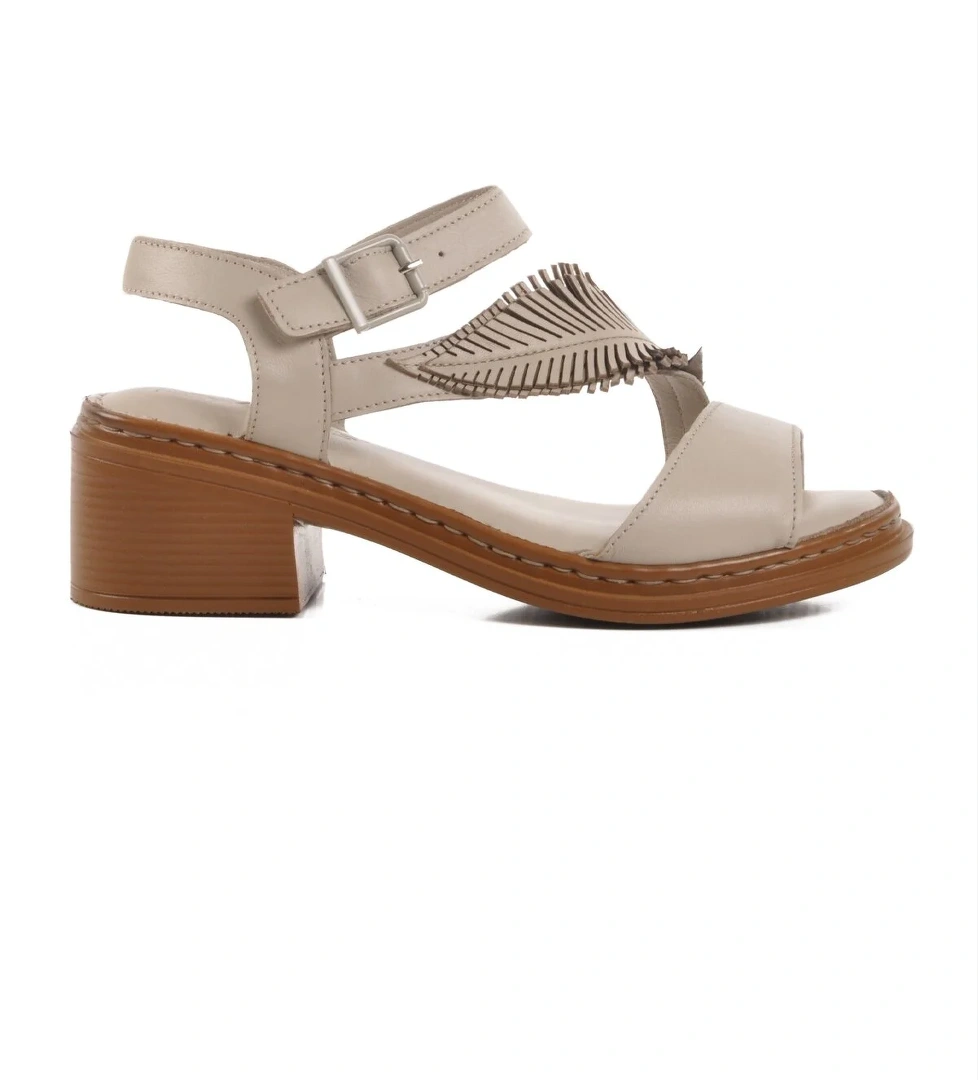 Gümüş Hakiki Deri Kadın Topuklu Sandalet 25020310Y Z