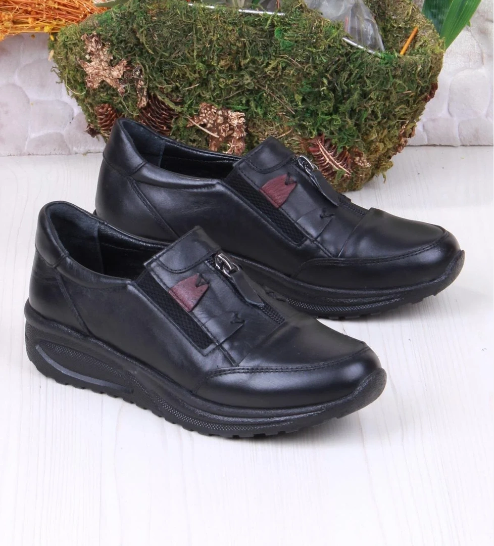 Mehmet Mete 4284 Yumuşak Hafif Rahat Hakiki Deri Kadın Ayakkabı model görseli