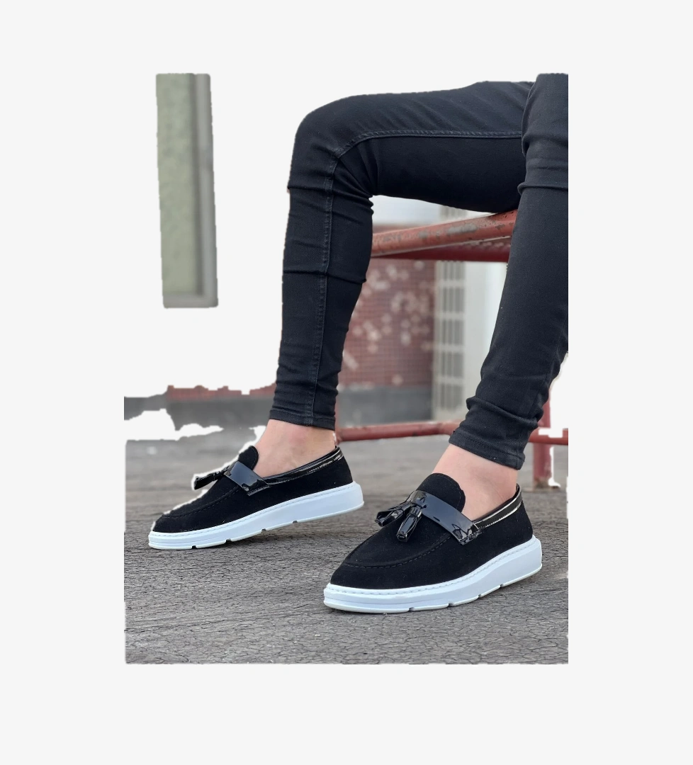 Pabucmarketi Bağcıksız Püsküllü Erkek Ayakkabı SİYAH SÜET (BEYAZ TABAN) model görseli