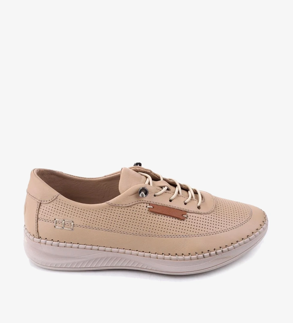 Voyager 9550 Kadın Günlük Hakiki Deri Ortopedik Ayakkabı model görseli