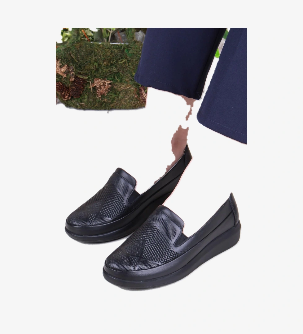 Mehmet Mete 217 Gnd Anatomik Rahat Esnek Hakiki Deri Kadın Ayakkabı model görseli