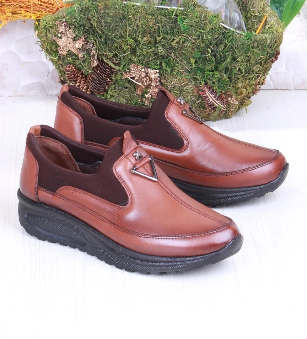 4280 Yumuşak Hafif Rahat Hakiki Deri Kadın Ayakkabı