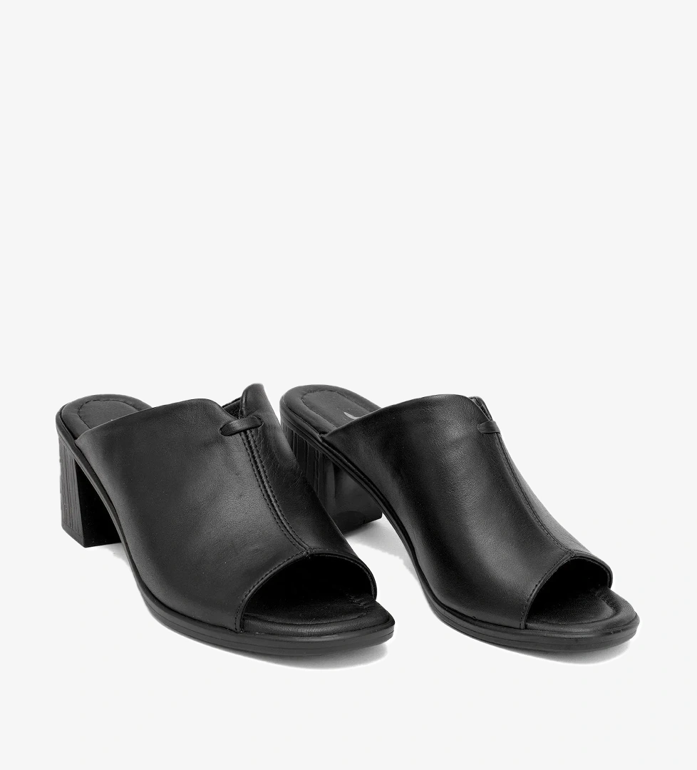 Ayakkabı Fuarı Elit Koc22-10 Kadın Hakiki Deri Topuklu Terlik Siyah Bej model görseli