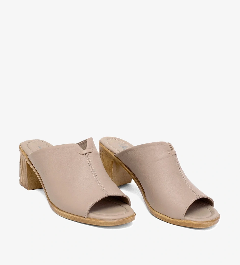 Elit Koc22-10 Kadın Hakiki Deri Topuklu Terlik Bej