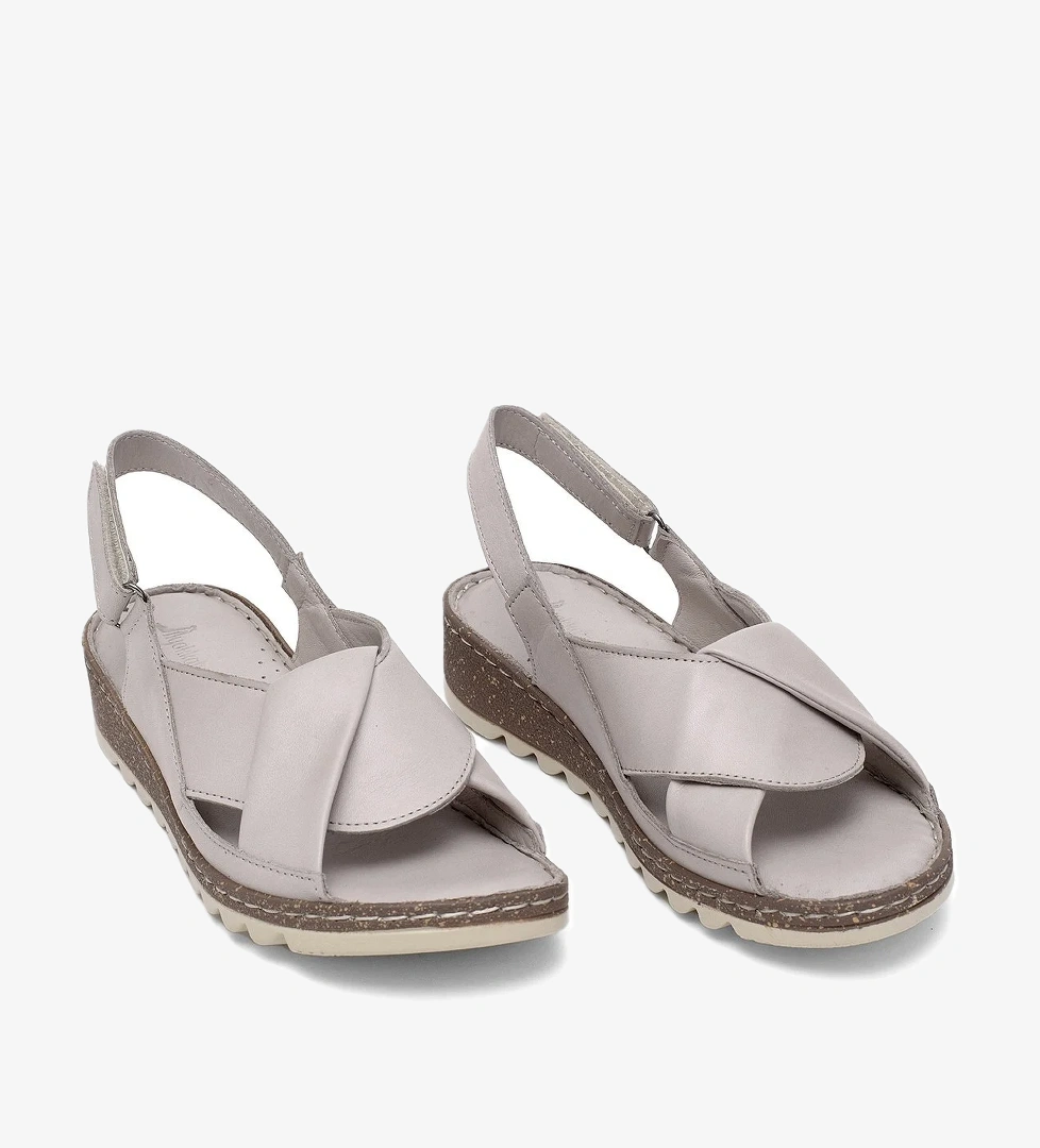 Ayakkabı Fuarı Elit Rhm018 Kadın Hakiki Deri Ortopedik Düz Sandalet Gri model görseli